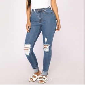 Fashionova Ripped Jeans